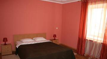 Фото номера Полулюкс с балконом Гостевой дом Aparthotel Uyut г. Димитровград 3