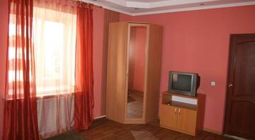 Фото номера Полулюкс с балконом Гостевой дом Aparthotel Uyut г. Димитровград 5
