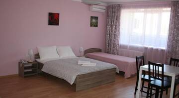 Фото номера Улучшенный номер - студио Гостевой дом Aparthotel Uyut г. Димитровград 5